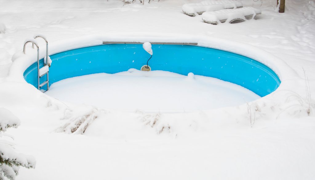 pool Winter